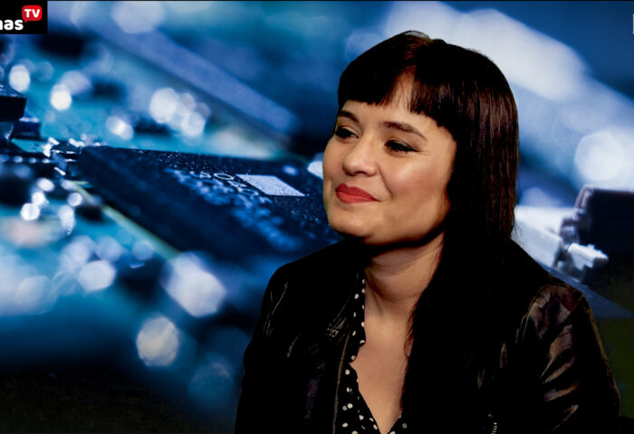 Intervista cun Claudia Aru 115 04 istorias claudia aru.